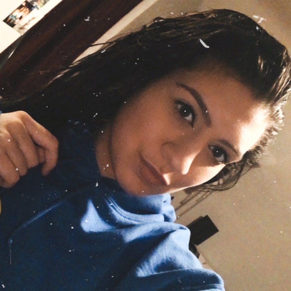 Meet Your Posher, Vicki